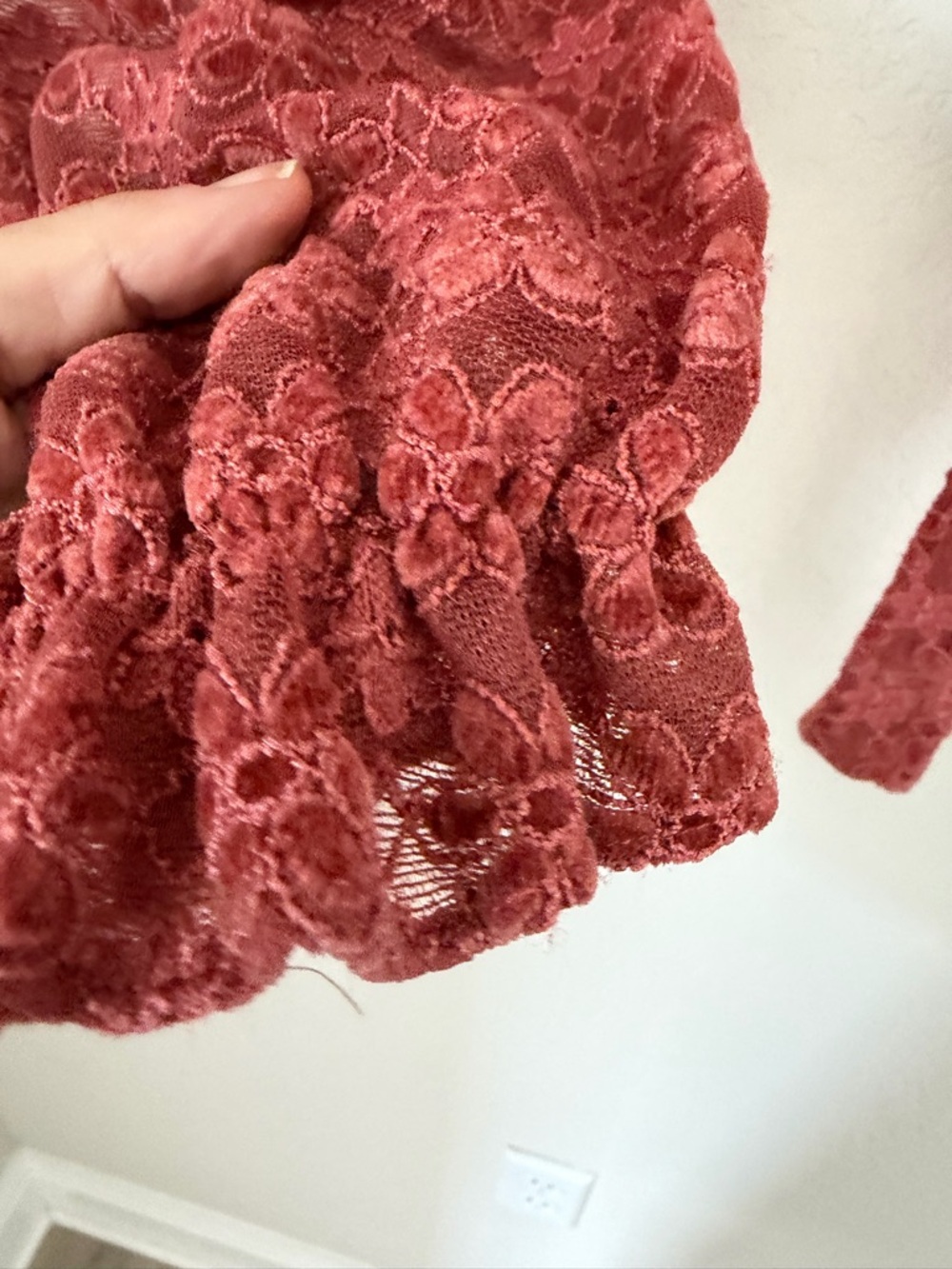Beyond the Radar Off Shoulder Tie Front Floral Lace Crop Top Mauve Small - Picture 9 of 11